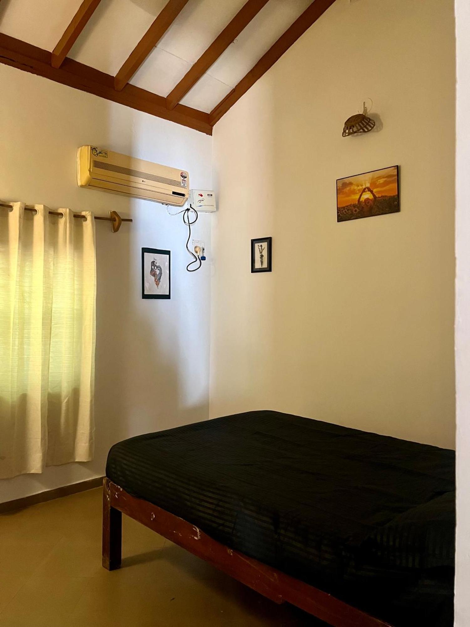 The Sunset Chalet Anjuna Ngoại thất bức ảnh